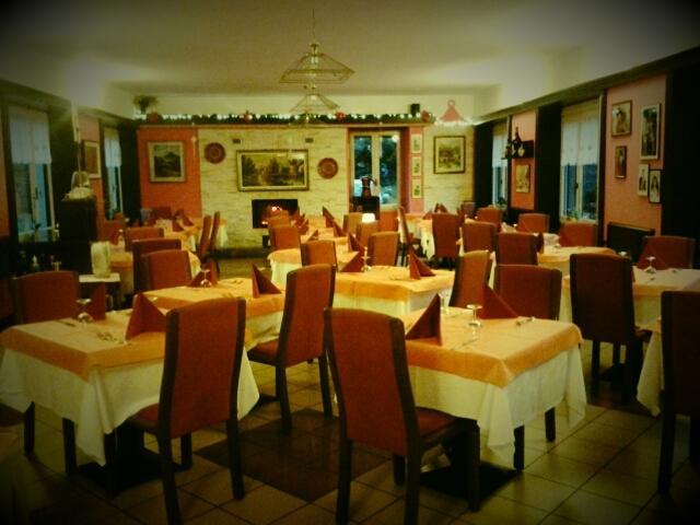 Albergo Del Cacciatore Cremeno Екстер'єр фото